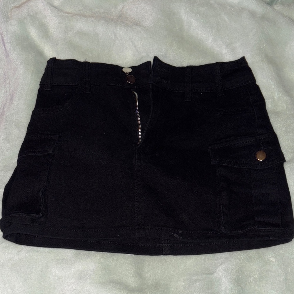 Amazon Black Mini Skirt